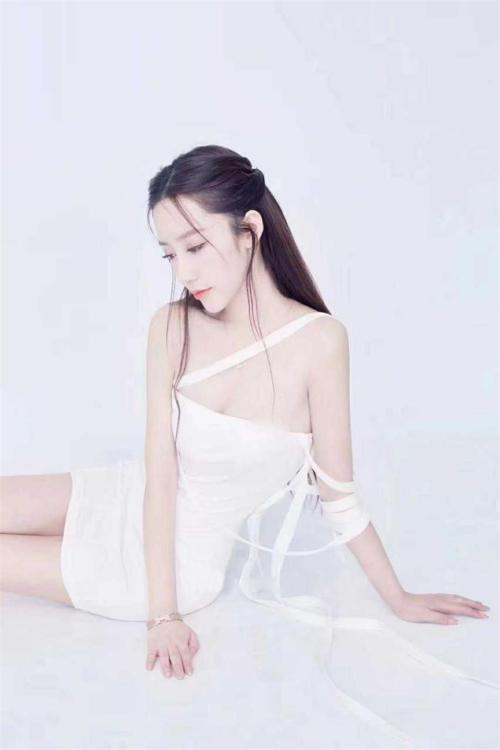 抖音 李书欣 微密圈车模性感写真图包