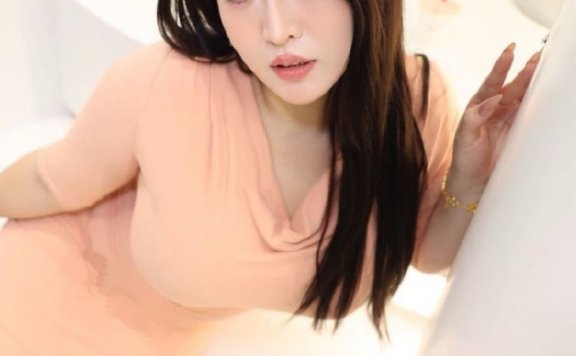 牛奶秋刀姨微密圈写真照片与视频揭晓